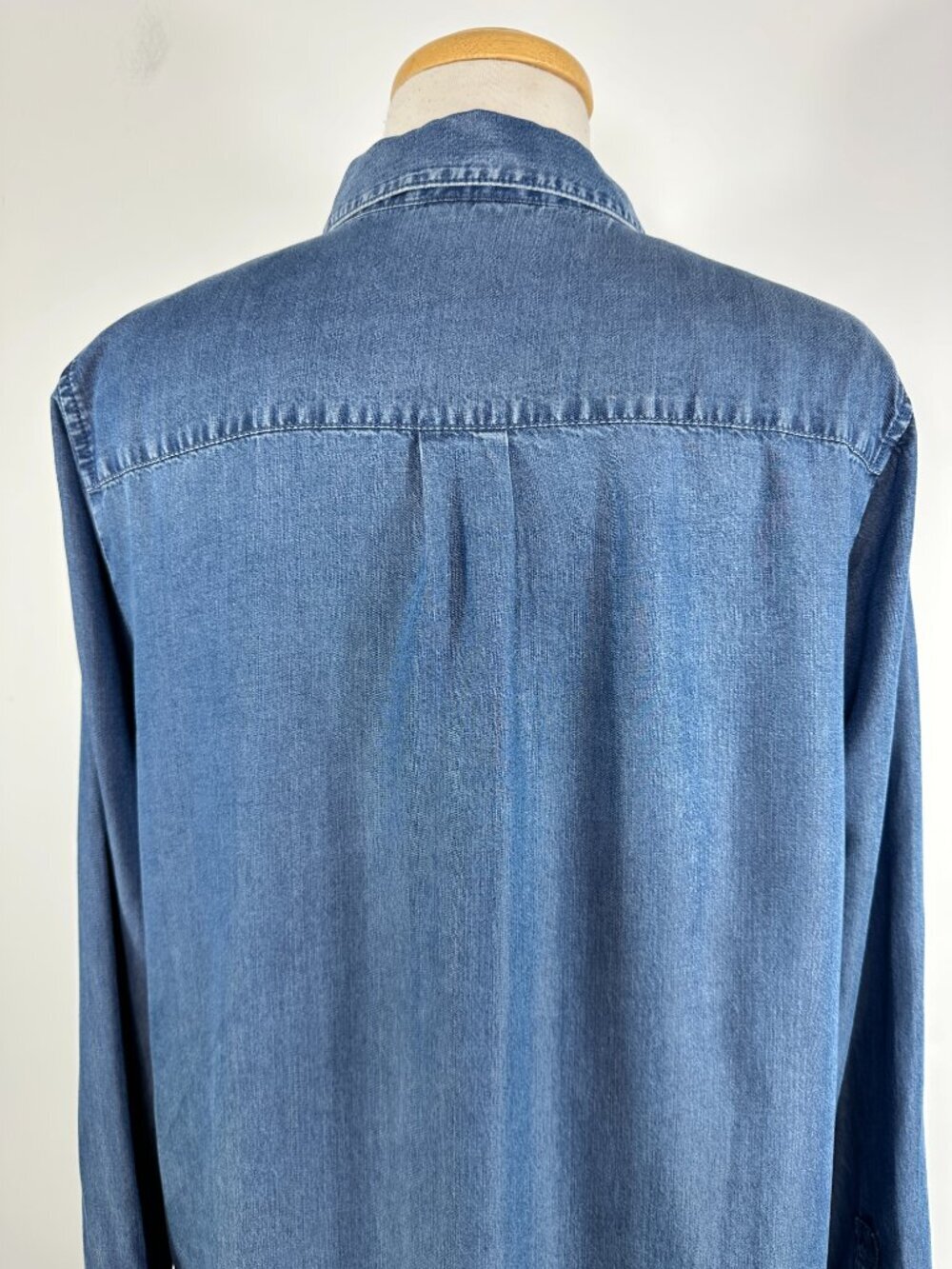 J. Jill Denim Chambray V-Neck Long Sleeve Blouse Size M - Picture 8 of 11